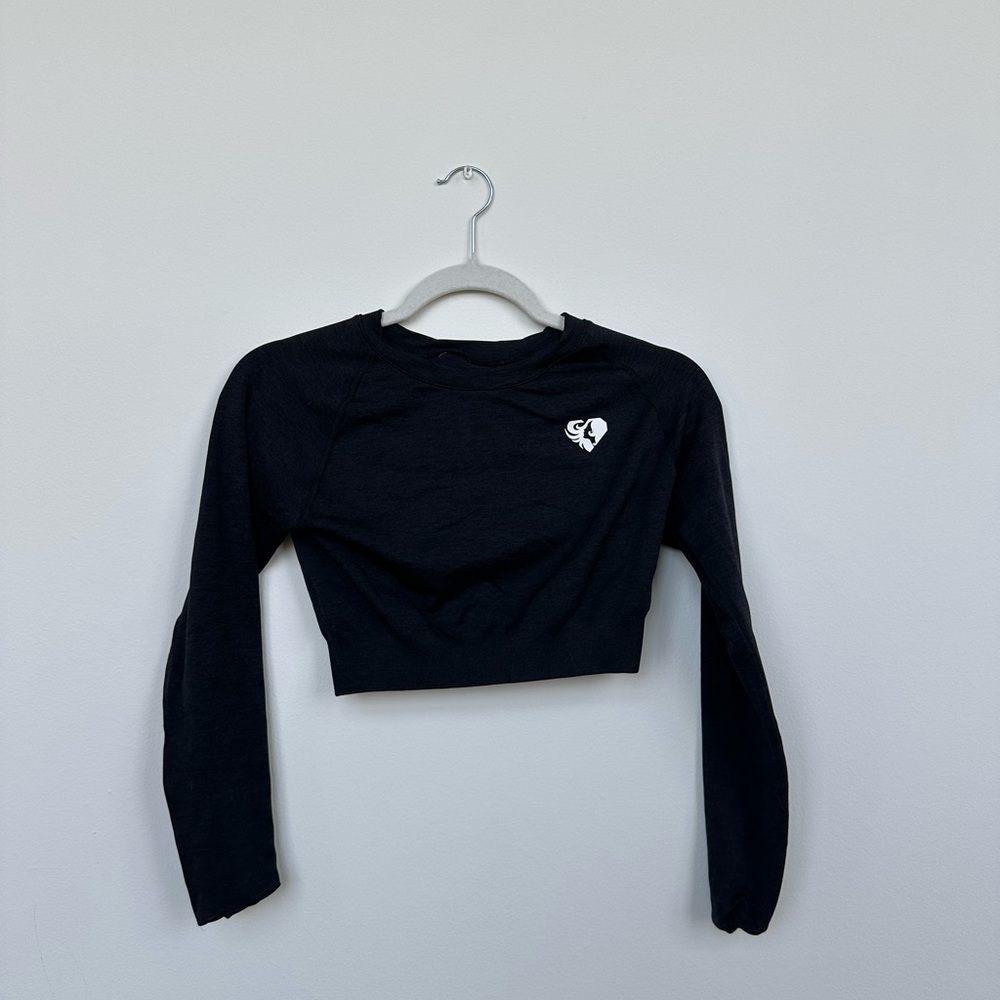 Women’s Best Black Long Sleeve Crop Top